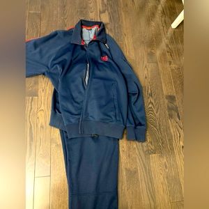 Lebron James sweatsuit sweater is xxl and pants large